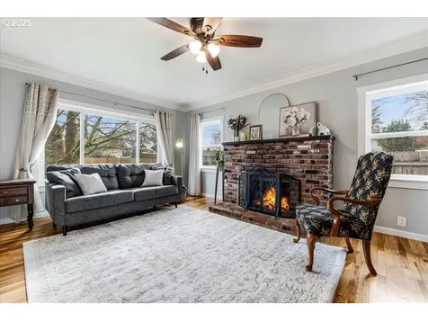 803 N Elliott Road Newberg OR 97132