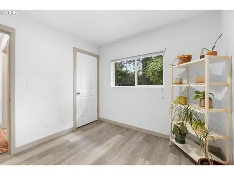 9946 N Lombard Street Portland OR 97203