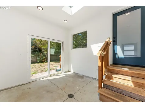 2723 SE 74th Avenue Portland OR 97206