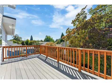 2723 SE 74th Avenue Portland OR 97206