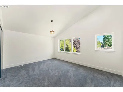 2723 SE 74th Avenue Portland OR 97206