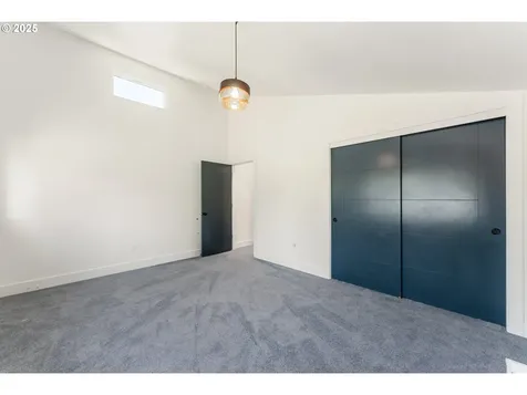 2723 SE 74th Avenue Portland OR 97206
