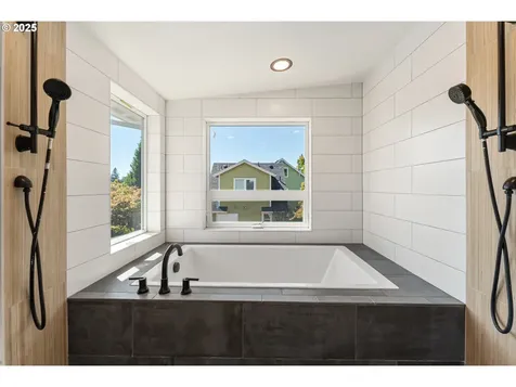 2723 SE 74th Avenue Portland OR 97206