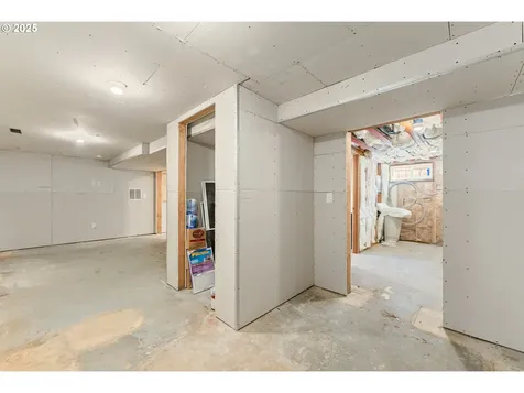2723 SE 74th Avenue Portland OR 97206