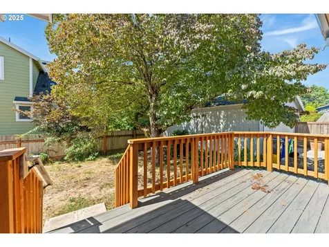 2723 SE 74th Avenue Portland OR 97206