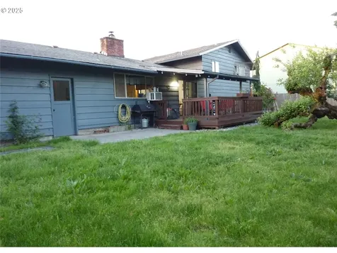 447 Cc Street Woodland WA 98674