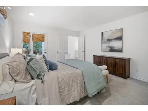 12723 Adrian Court Lake Oswego OR 97034