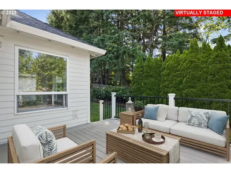 12723 Adrian Court Lake Oswego OR 97034