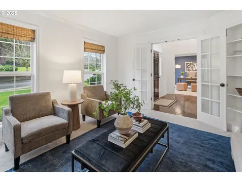 12723 Adrian Court Lake Oswego OR 97034