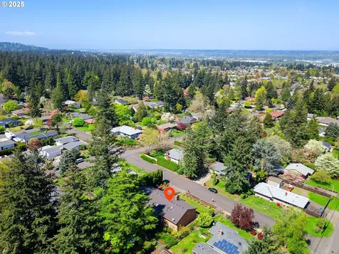 15416 NE Holladay Street Portland OR 97230