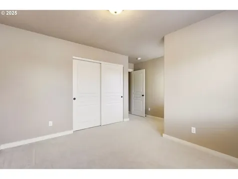 528 SE 204th Place Gresham OR 97030