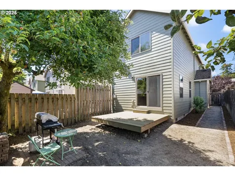 528 SE 204th Place Gresham OR 97030