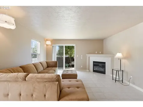 528 SE 204th Place Gresham OR 97030