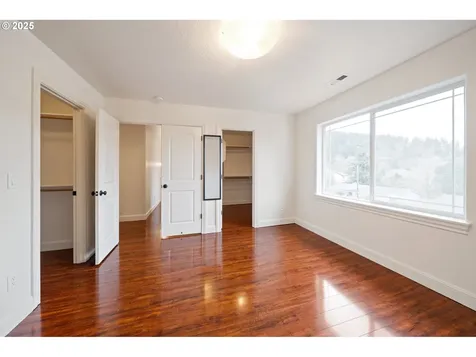 13807 SE Gladstone Street Portland OR 97236