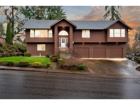 1002 S 69th Street Springfield OR 97478