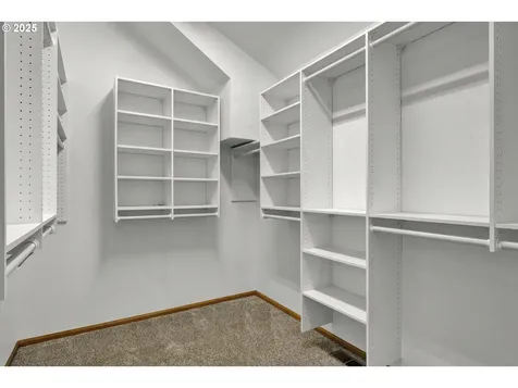 1002 S 69th Street Springfield OR 97478