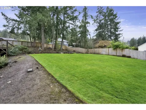 1002 S 69th Street Springfield OR 97478