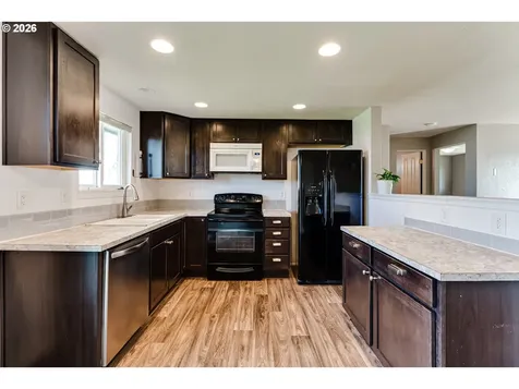 432 40th Street Springfield OR 97478