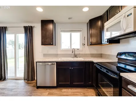 432 40th Street Springfield OR 97478