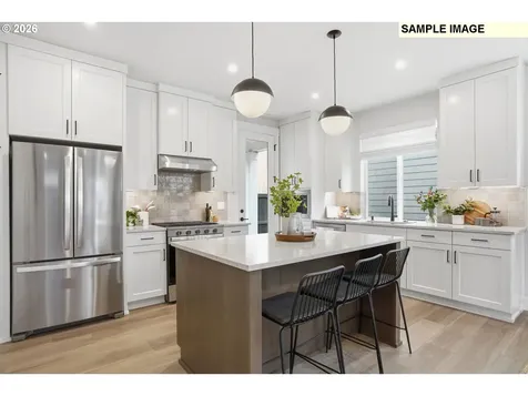 1307 E Luna Street Newberg OR 97132