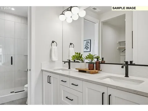 1307 E Luna Street Newberg OR 97132