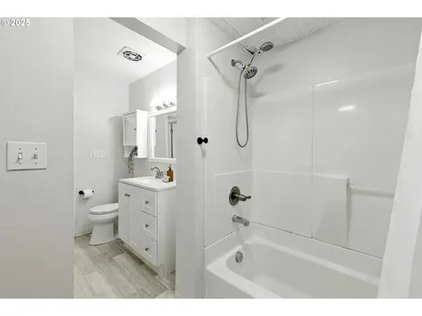 4100 SE 102nd Avenue Portland OR 97266