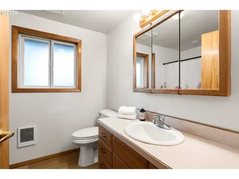6368 SE Pine Creek Way Milwaukie OR 97267