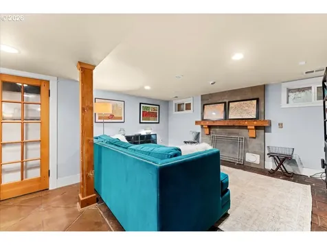 2815 NE 15th Avenue Portland OR 97212