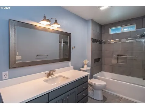 127 Deaton Court Canyonville OR 97417
