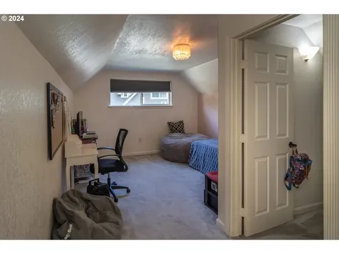 127 Deaton Court Canyonville OR 97417
