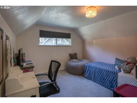 127 Deaton Court Canyonville OR 97417