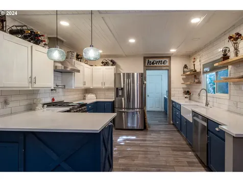 127 Deaton Court Canyonville OR 97417