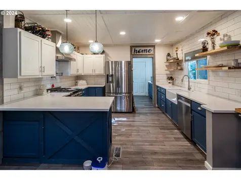 127 Deaton Court Canyonville OR 97417