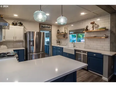 127 Deaton Court Canyonville OR 97417