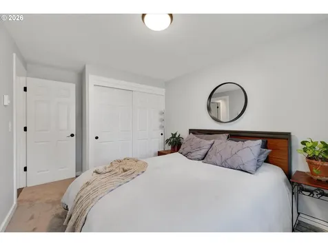 1144 N Pine Street Canby OR 97013