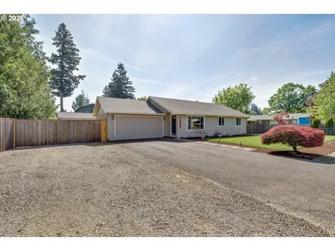 1144 N Pine Street Canby OR 97013