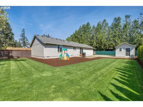 1144 N Pine Street Canby OR 97013