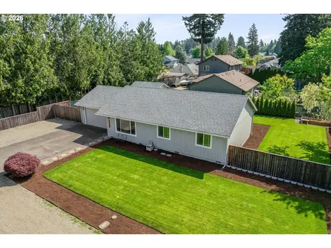 1144 N Pine Street Canby OR 97013