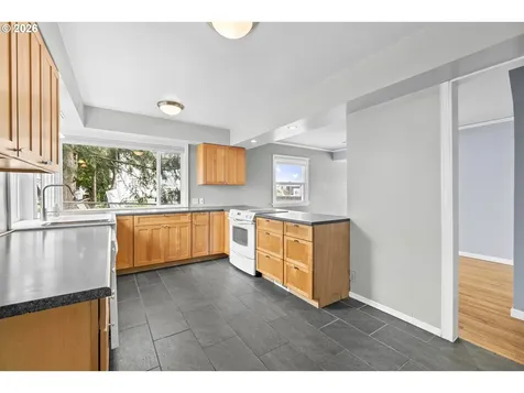 2412 E 6th Street Vancouver WA 98661