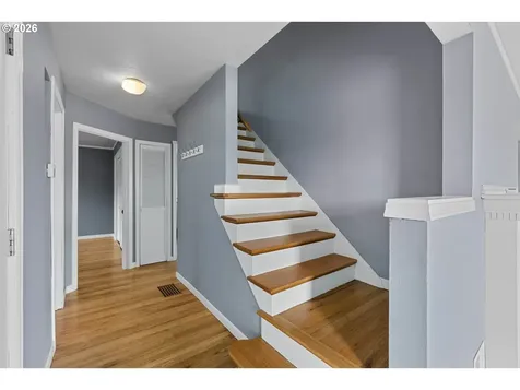 2412 E 6th Street Vancouver WA 98661