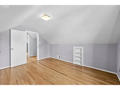 2412 E 6th Street Vancouver WA 98661