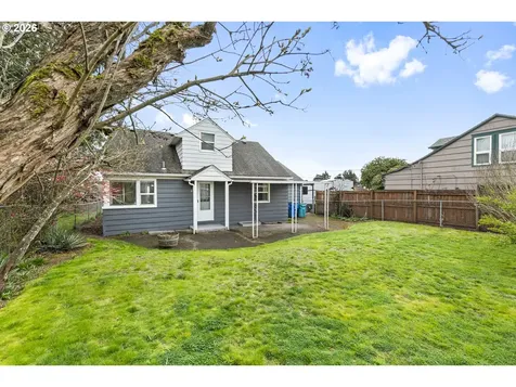 2412 E 6th Street Vancouver WA 98661