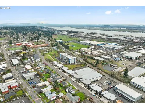2412 E 6th Street Vancouver WA 98661