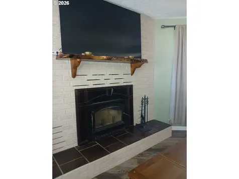309 S Hazel Street Brookings OR 97415