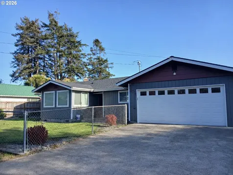 309 S Hazel Street Brookings OR 97415