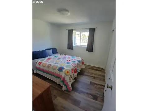 309 S Hazel Street Brookings OR 97415