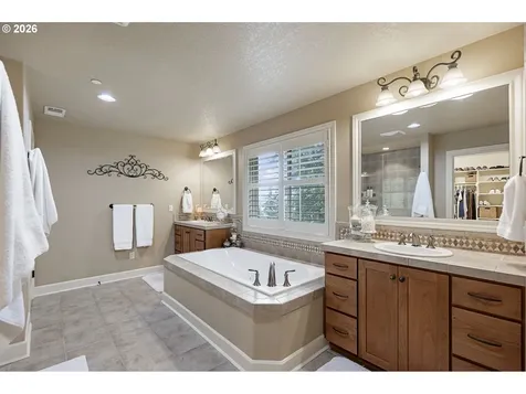 18262 SW Santoro Drive Beaverton OR 97007