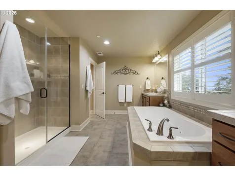 18262 SW Santoro Drive Beaverton OR 97007