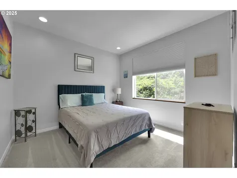 77 Bangle Court Cottage Grove OR 97424