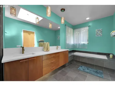 77 Bangle Court Cottage Grove OR 97424